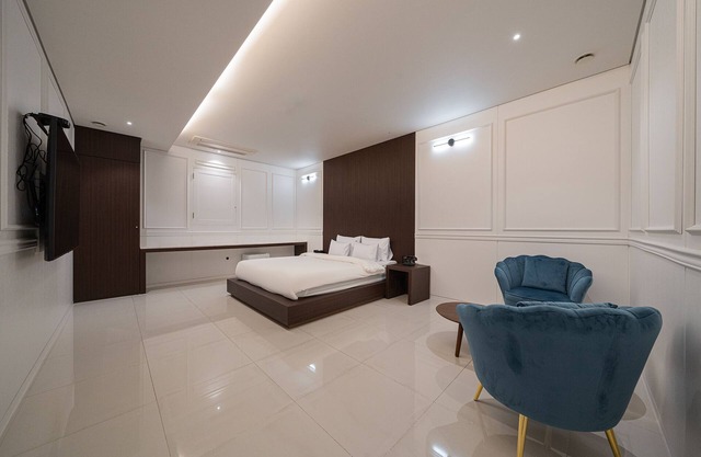 Guwol Hotel Rondo