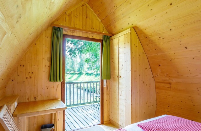 Hütte Kuckucksnest mit Terrasse & Gemeinschaftsbad - Camping & Pension Au an der Donau