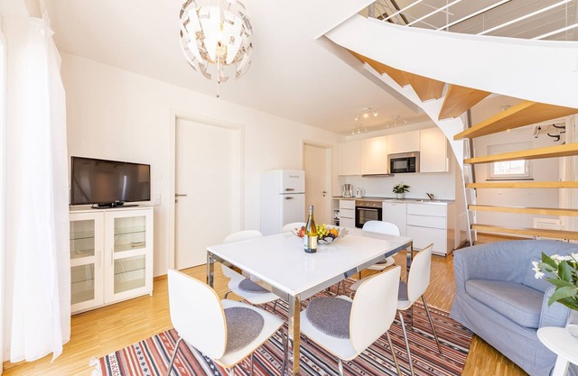 H12 vacation apartment, 65sqm, 2 balconies, 2 bedrooms, max. 6 persons