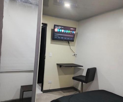 Hab cerca al aeropuerto