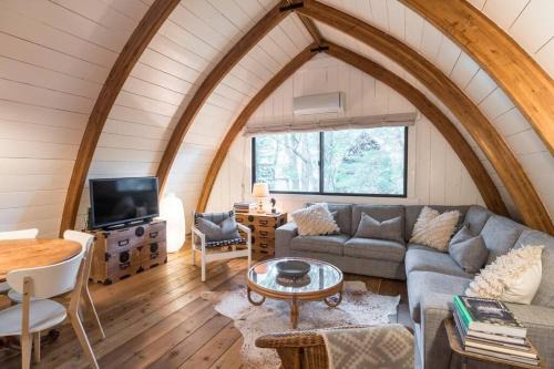 Hakuba Stugan - Gorgeous A-frame Chalet