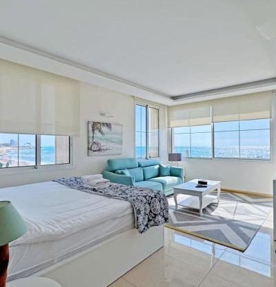 Halat sailing club Guest house