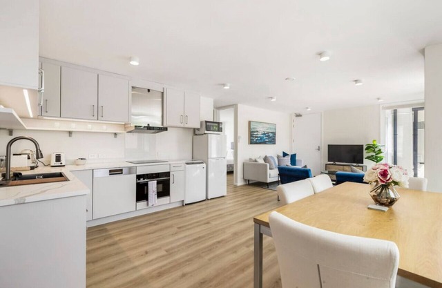Half Moon Bay 2 BR Escape is Close to Marina