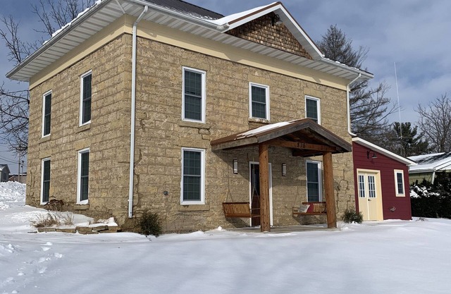 Hamilton Goebel House 816 E Louisa St Darlington Wi
