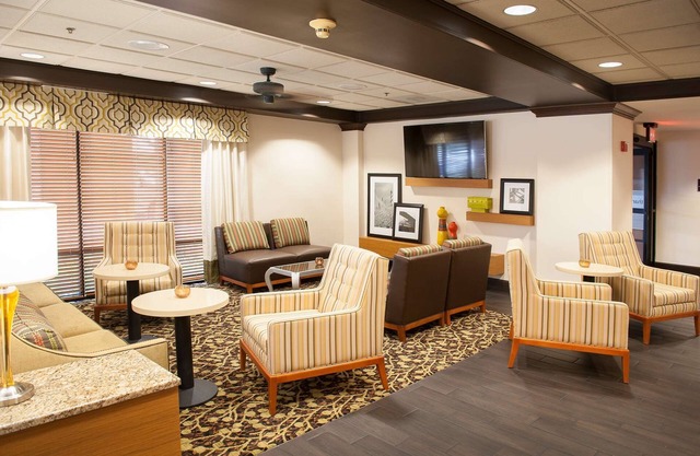 Hampton Inn Pensacola-Airport (Cordova Mall Area)