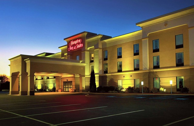 Hampton Inn & Suites Lamar
