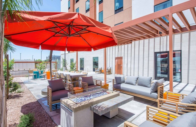 Hampton Inn & Suites Phoenix East Mesa