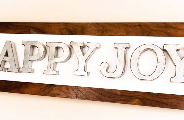 “Happy Joy” Steps to the Beach!