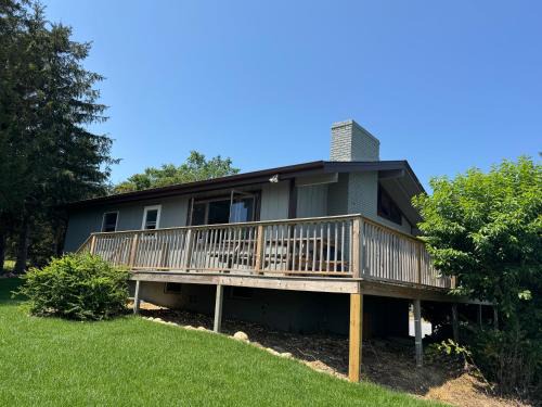 Harbor View - Newly Renovated