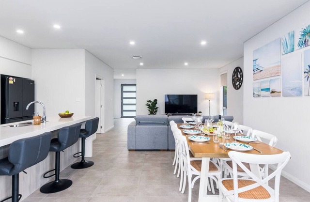 Harbour Escape A Pristine Beachside Lifestyle