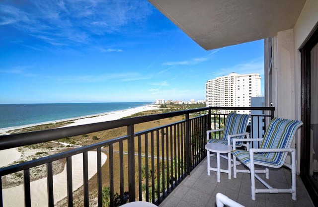 Harbour Light Towers 1105 11th Floor Beachfront Studio at Harbour Light Towers 23118