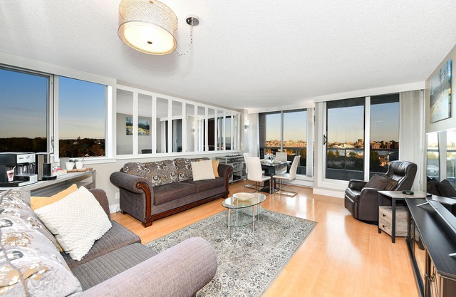 Harbour Walk 2 Bedroom Ocean and City View Condo