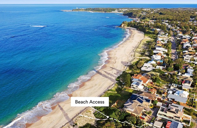 Hargraves Beach Oasis with Pool