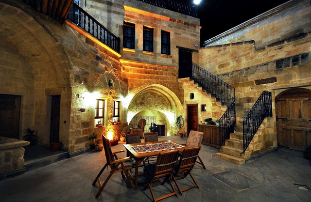 Has Cave Konak