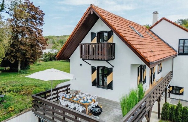 Haus am See mit Sonnenterrasse für 8 Gäste