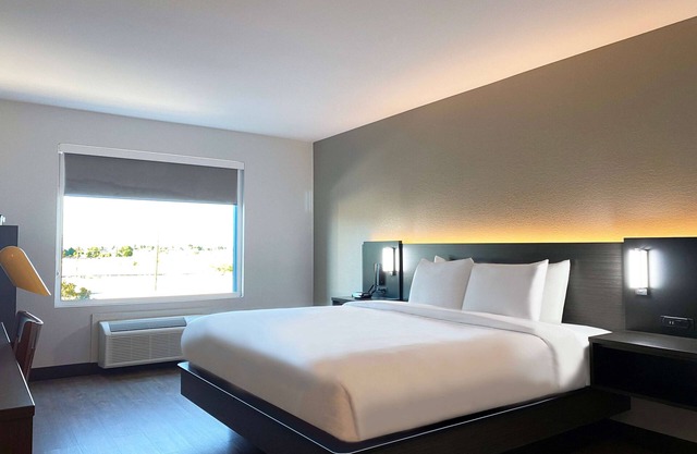 Hawthorn Extended Stay by Wyndham Hobbs