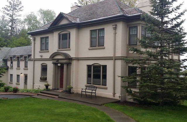 Hawthorne Manor- Perfect Duluth Location! Amazing historic home.