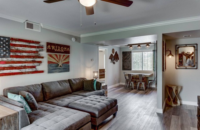 Heart of Scottsdale (Central to everything)