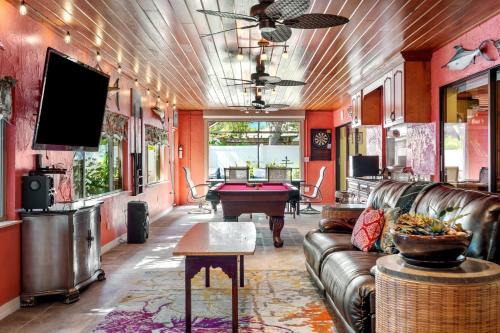 HeatedPool, GameRoom, Pool Table & Darts, Fenced Yard