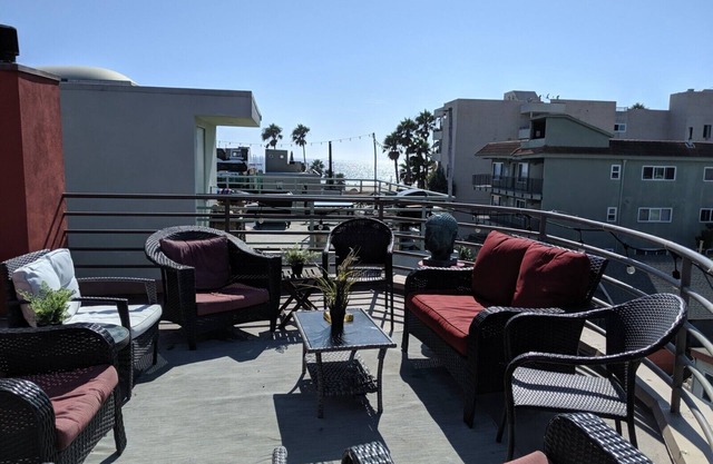 Heaven At the Beach and large ocean deck
