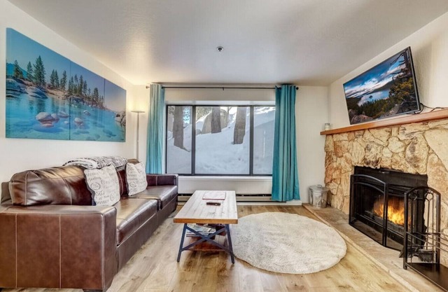 Heavenly Mountain Lake Retreat Near Hiking & Biking