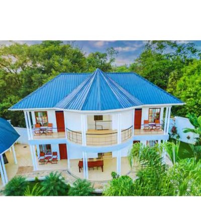 Hellens Riverside Villas Double Deluxe Room