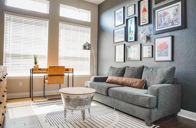 Helotes Serenity-Luxury 3bed/2.5 bath 2300 sq foot