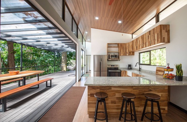 Henaway House/Partial Sea View/Nature/Peace/Nearby Waterfalls