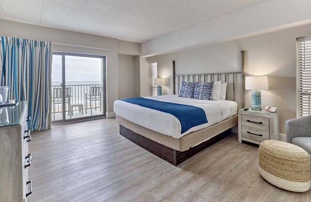 Henlopen Oceanfront Hotel