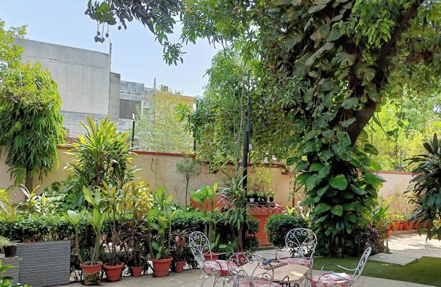 Heritage Home, Suite-1 CP