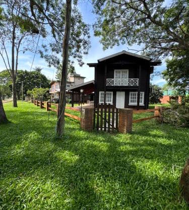 Hermosa casa en Country Rincon Ituzaingo