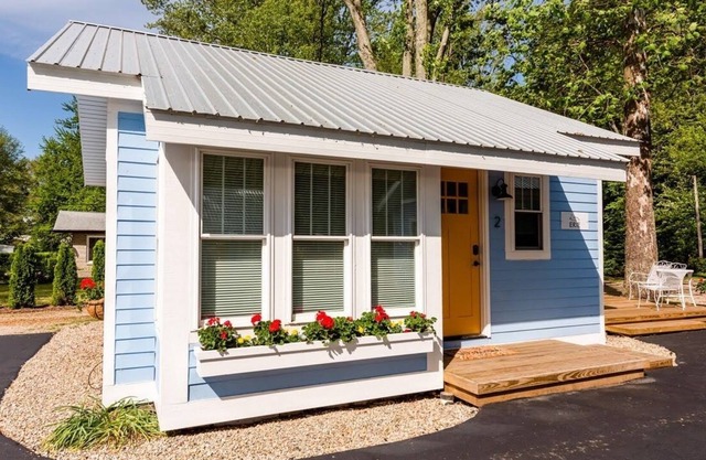 Heron's Nest I Paw Paw Lake Cottages I Erie #2