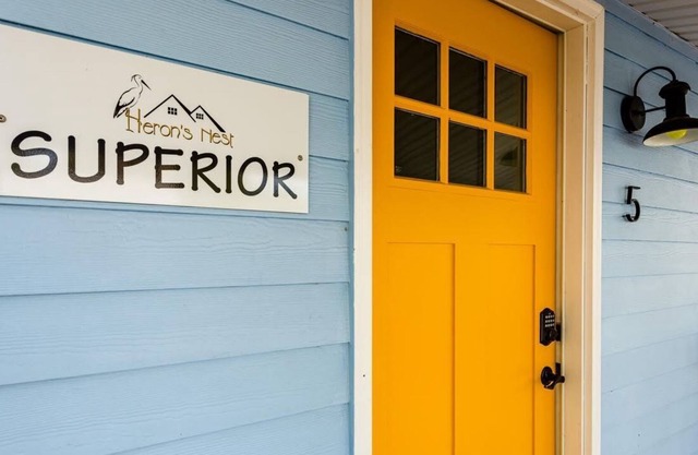 Heron's Nest I Paw Paw Lake Cottages I Superior #5