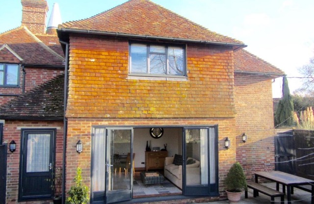 Hesmonds Oast Lodge