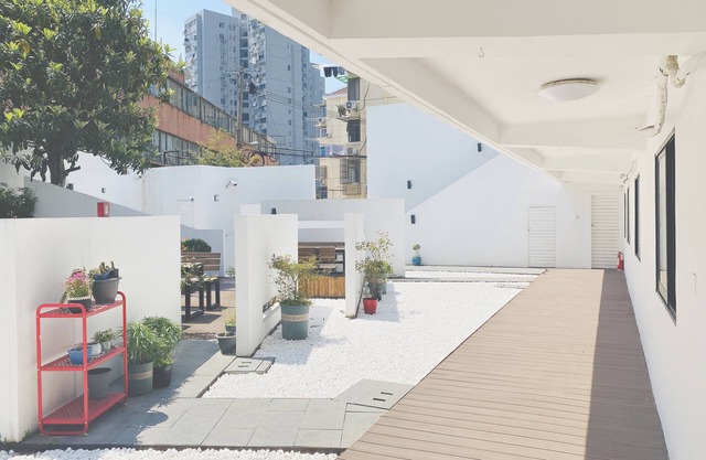 Hidden Garden International Youth Hostel - Oriental Pearl & Lujiazui
