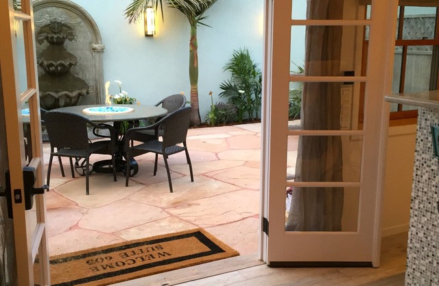 Hidden Luxury - Prime Downtown