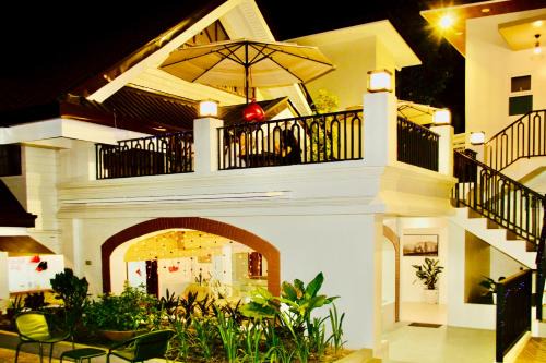 Hidden Oasis Resort