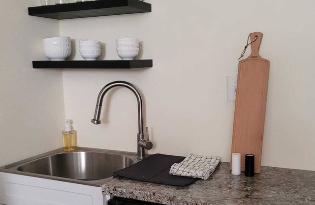 Hidden Oasis w/B&B option....