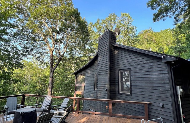 Hideaway Cabin - Georgia Mountain Escape