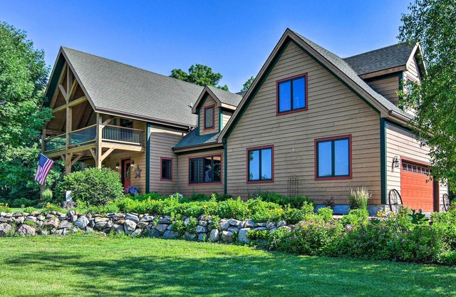 High-End Countryside Lodge w/ Wraparound Porch!