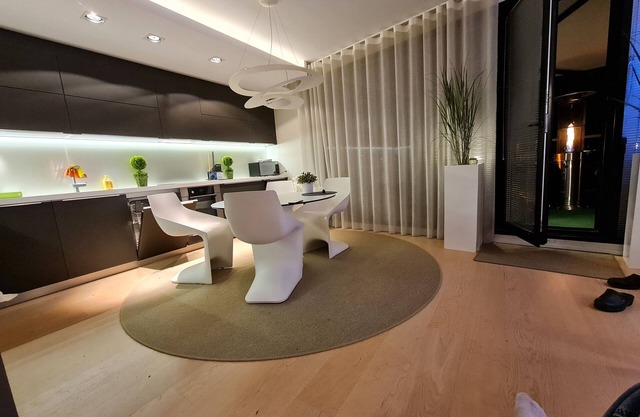 High end penthouse - large terrace