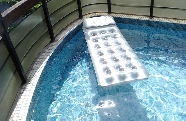 High standard Apt 1 per floor 3 bedrooms barbecue and private pool on the balcony