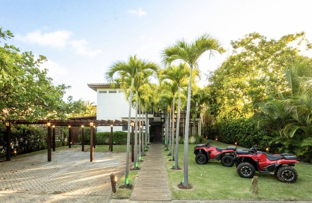 HIGH STANDARD HOUSE IN COSTA DE SAUIPE COMPLEX