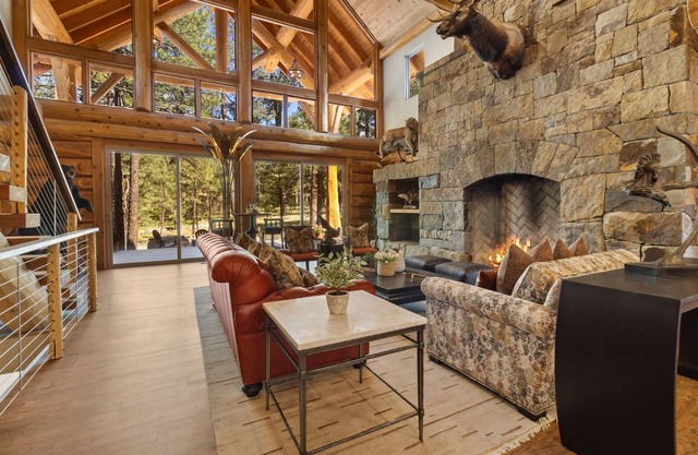 Higher Ground | Luxury Cabin + Forest Views