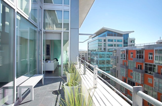 Highly Upgraded! Gaslamp Beauty. Excellent Downtown Location.