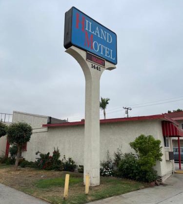 Hiland Motel