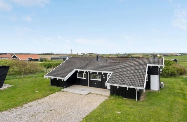 "Hilkka" - 500m from the sea by Interhome