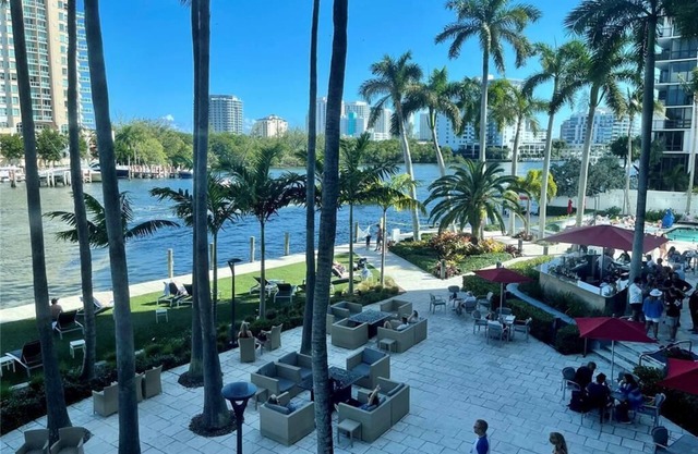 Hilton Penthouse Suite with Luxury Hotel Amenities