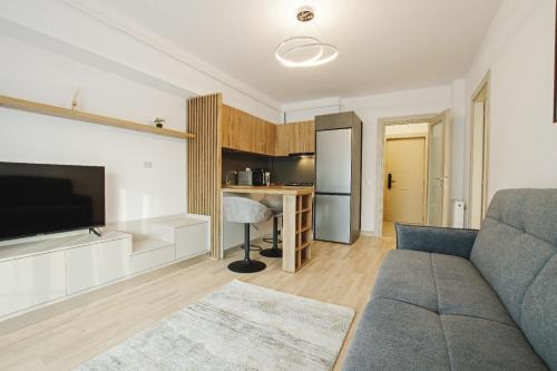 Himson-Beige Apartment