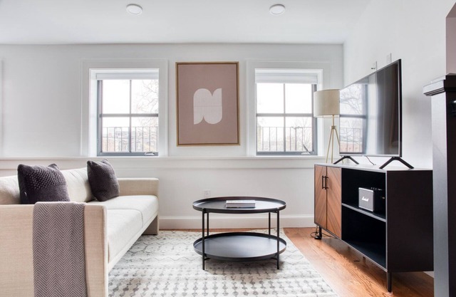 Hip South End 1BR w/Roof Deck & W/D, steps to restaurants, by Blueground